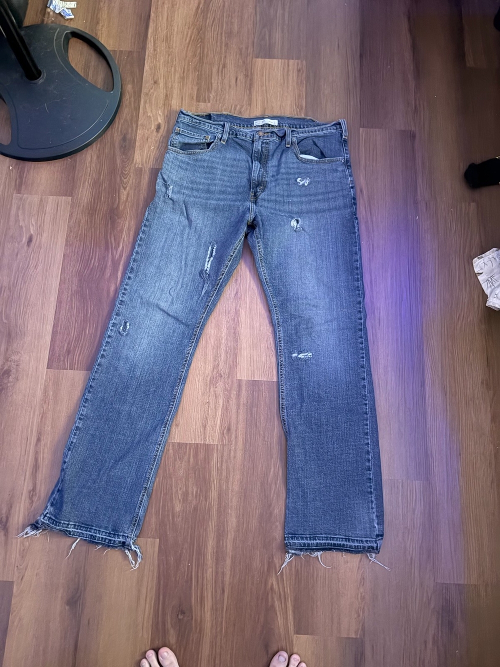 Signature by Levi Strauss Women's Distressed Straight-Leg Jeans - Blue